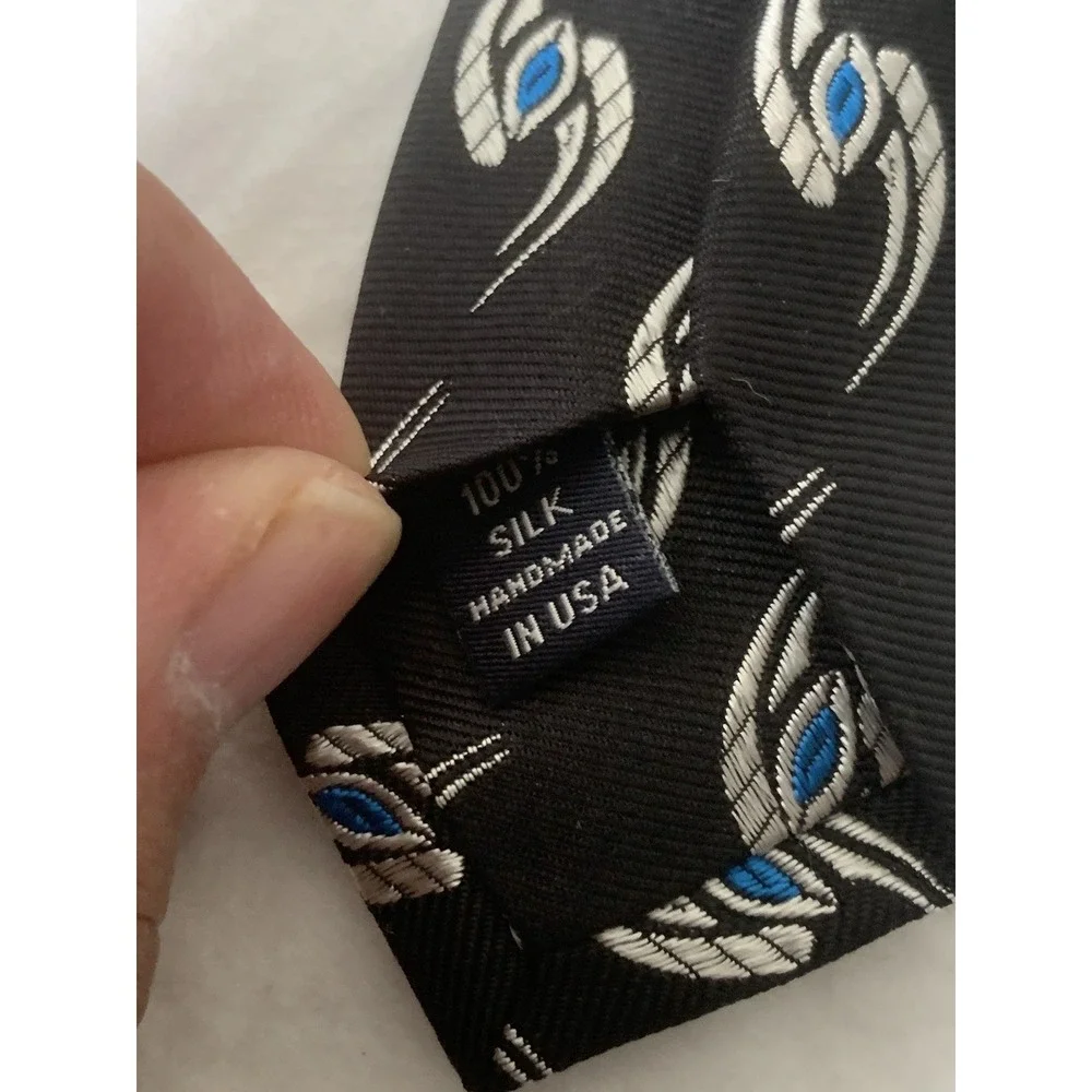 NWOT Phineas Cole 100% Silk TIE Eye Design Black White Blue Made In USA